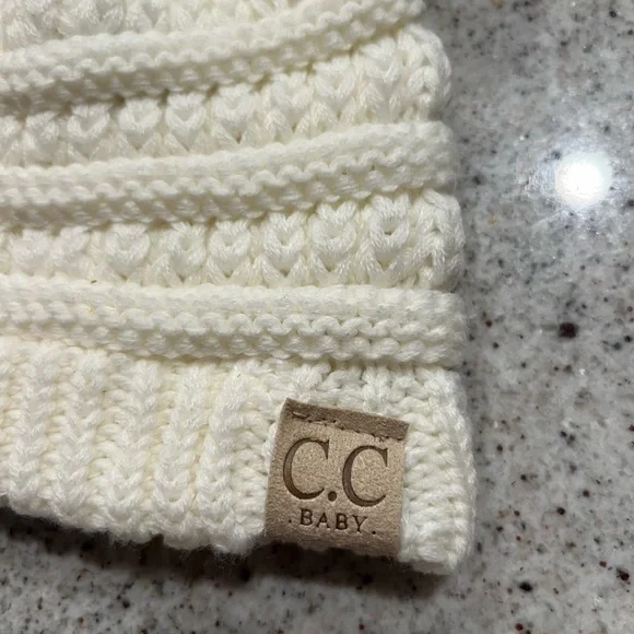 The North Face and CC Baby Beanie Hat Bundle 6-24 months - Picture 6 of 9